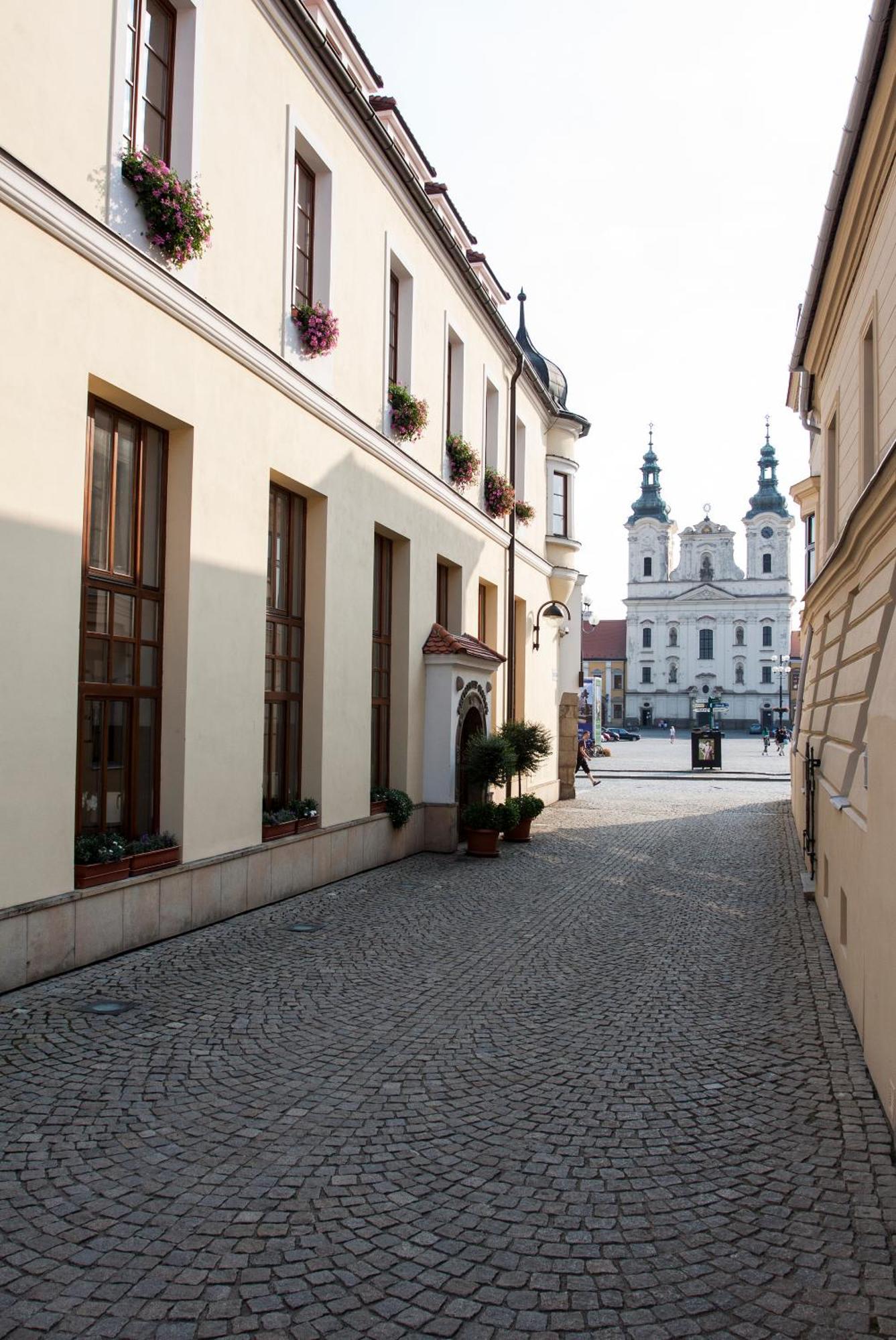 Hotel Slunce Uherske Hradiste Exterior photo